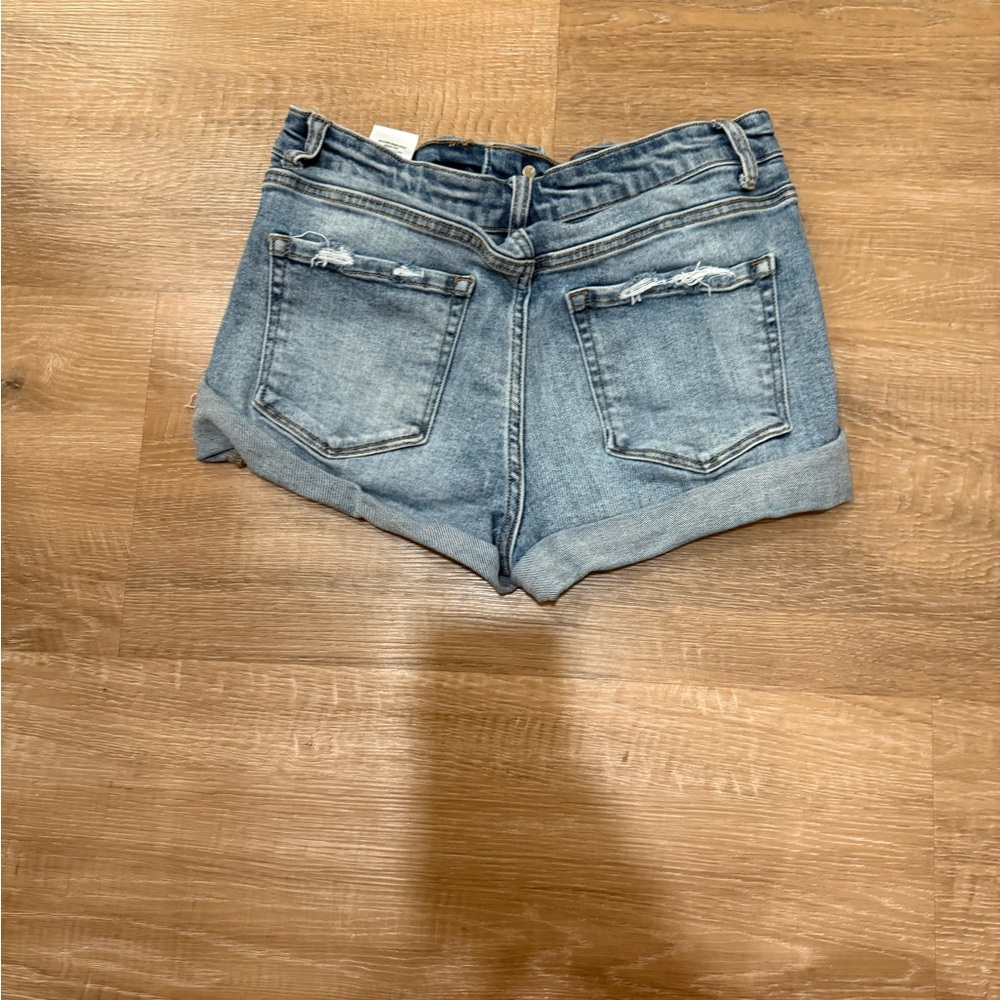 VERVET BY FLYING MONKEY Blue Distressed Jean Shorts - Picture 2 of 4